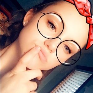 Meet your Posher, Amber